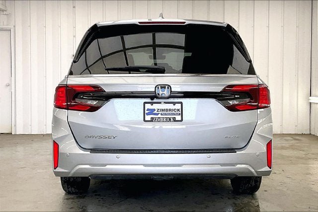 New 2027 Honda Odyssey Elite image 4