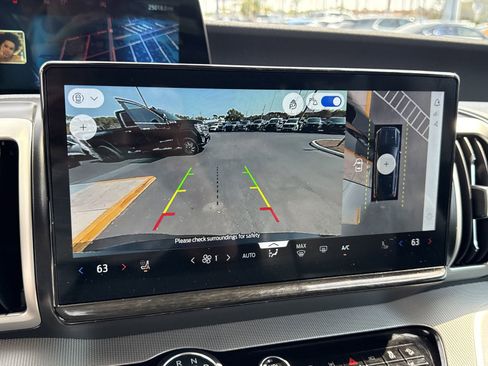 Certified 2025 Ford Expedition Active AWD/4WD image 23