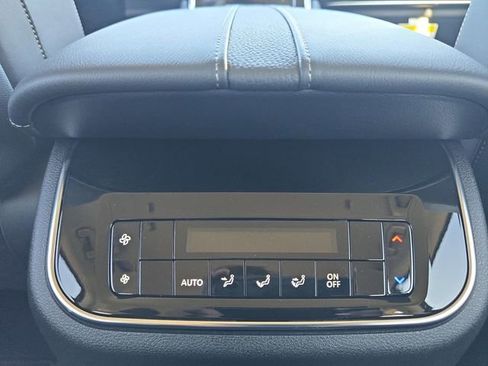 New 2026 Nissan Armada SV image 26