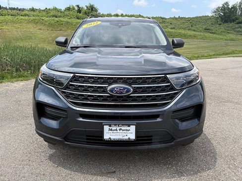 Used 2022 Ford Explorer XLT AWD/4WD image 8