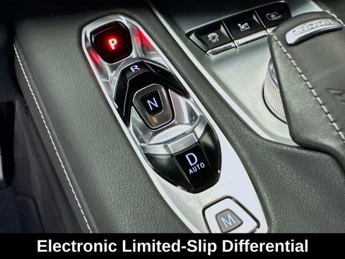 Used 2023 Chevrolet Corvette Stingray Preferred Cpe w/ Z51 Performance Package RWD image 21