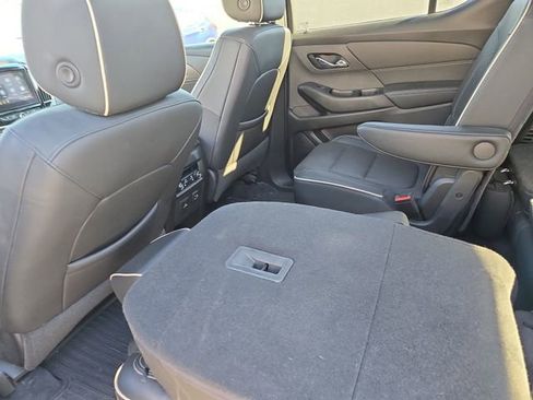 Used 2022 Chevrolet Traverse Premier w/ Redline Edition image 4