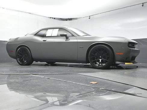 Used 2019 Dodge Challenger R/T w/ Performance Plus Package RWD image 27