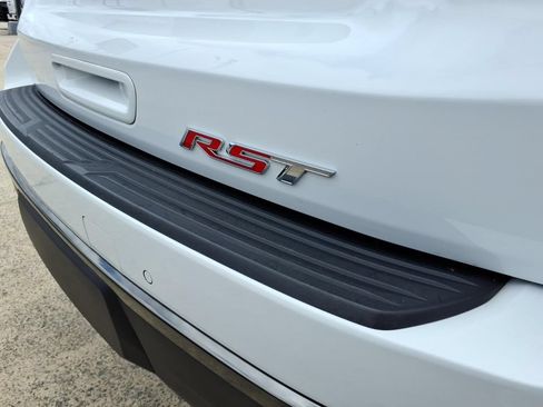 Used 2022 Chevrolet Suburban RST w/ Luxury Package AWD/4WD image 14