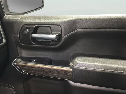 Used 2022 Chevrolet Silverado 1500 RST image 14