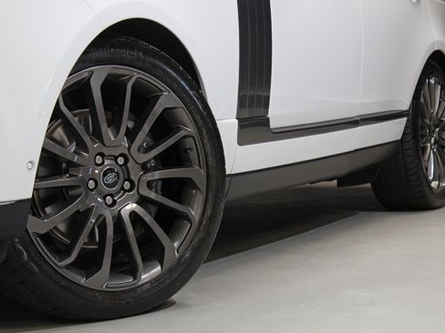 Used 2022 Land Rover Range Rover P525 Westminster Edition AWD/4WD image 20