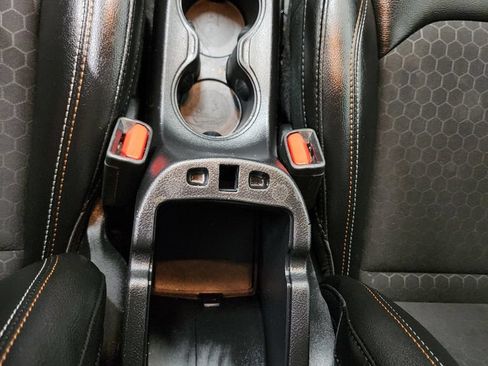 Used 2018 Jeep Compass Latitude FWD image 21
