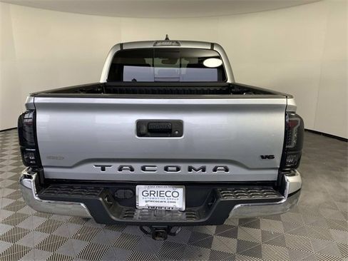 Used 2023 Toyota Tacoma TRD Off-Road image 7