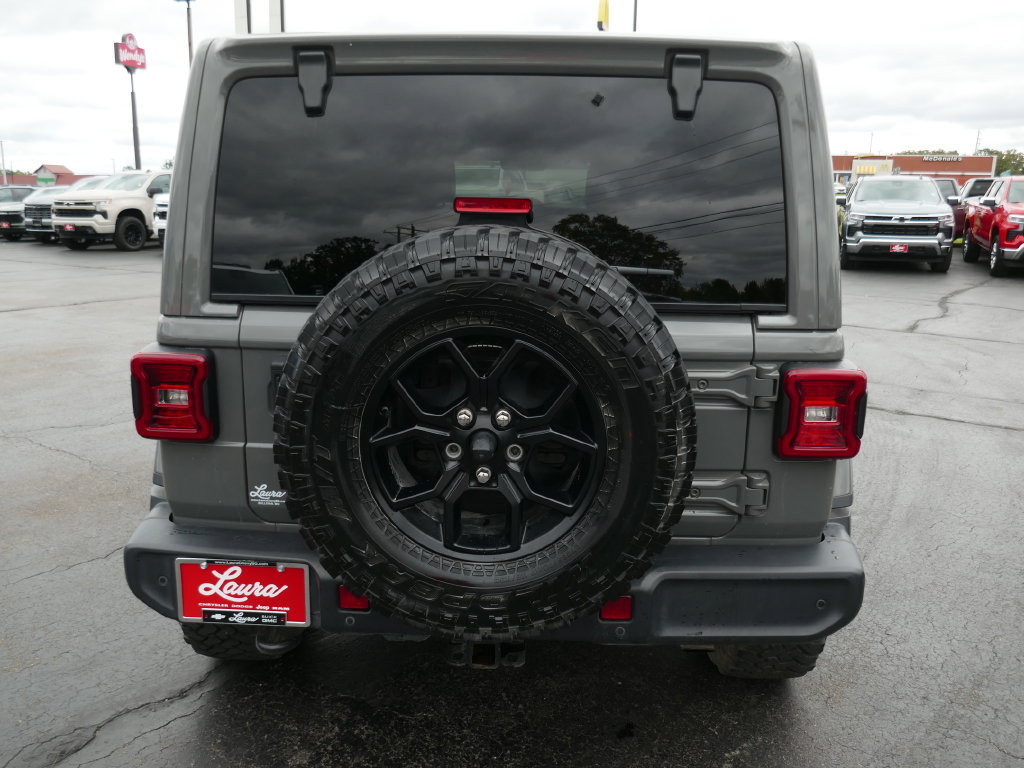 Used 2020 Jeep Wrangler Unlimited Sahara AWD/4WD image 6