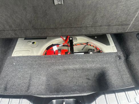 Used 2013 BMW 528i Sedan image 11