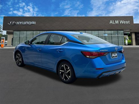 Used 2024 Nissan Sentra SV FWD image 7
