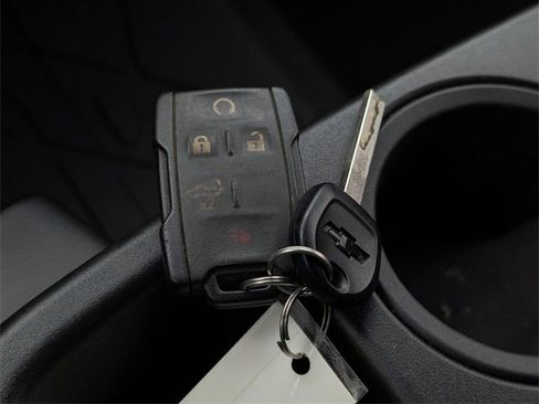 Used 2023 Chevrolet Silverado 2500 Custom w/ Custom Value Package image 30