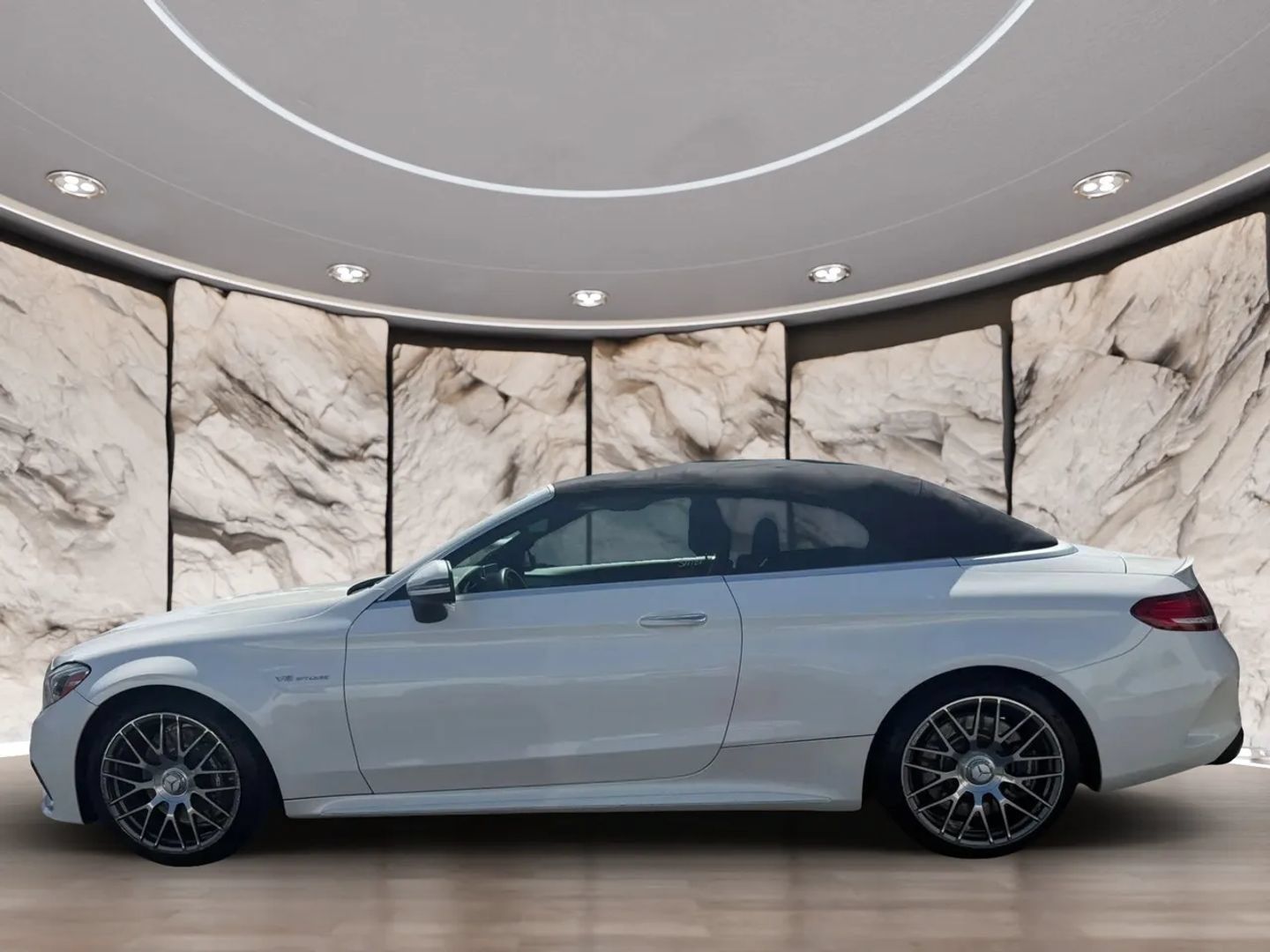 Used 2017 Mercedes-Benz C 63 AMG Cabriolet image 4
