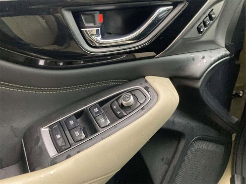 Used 2022 Subaru Outback Limited image 11