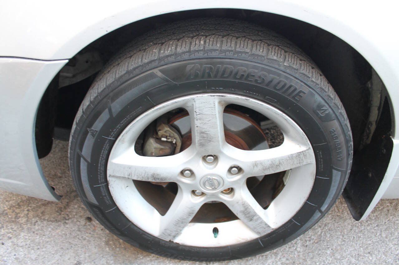 Used 2005 Nissan Altima 3.5 SE w/ (X02) Navigation Pkg FWD image 37