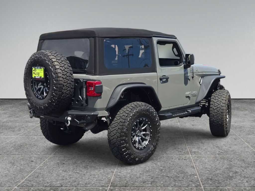 Used 2019 Jeep Wrangler Sport AWD/4WD image 7