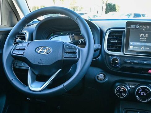 New 2026 Hyundai Venue SEL image 18
