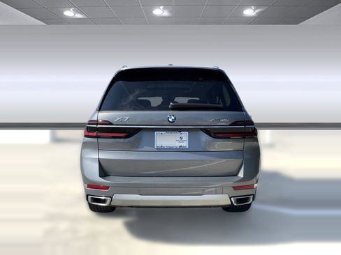 Used 2026 BMW X7 xDrive40i w/ Premium Package image 10