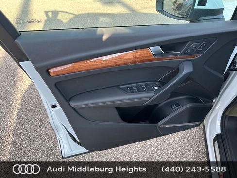 Certified 2023 Audi Q5 2.0T Premium Plus w/ Premium Plus Package AWD/4WD image 21