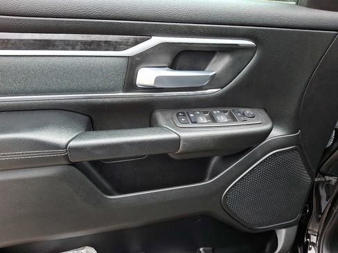 Used 2022 RAM 1500 Big Horn AWD/4WD image 13