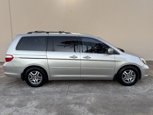 Used 2006 Honda Odyssey EX-L image 2