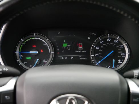 Used 2021 Toyota Highlander Limited image 21