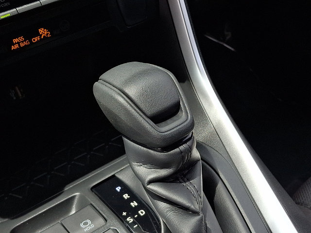 Used 2025 Toyota RAV4 XLE AWD/4WD image 14