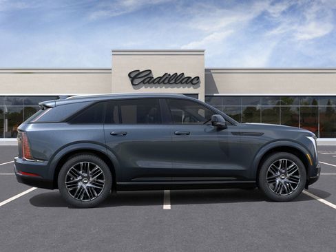 New 2026 Cadillac Escalade IQ Sport 1 w/ LPO, ONYX Package image 5