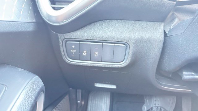 Used 2023 Kia Soul LX w/ Option Group 015 FWD image 15