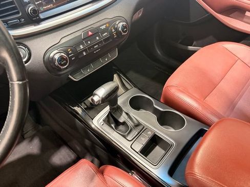 Used 2017 Kia Sorento SX AWD/4WD image 25