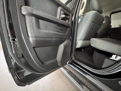 Used 2014 RAM 1500 Express w/ Black Ram 1500 Express Group image 5