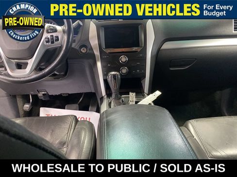 Used 2014 Ford Explorer XLT w/ Equipment Group 202A AWD/4WD image 21