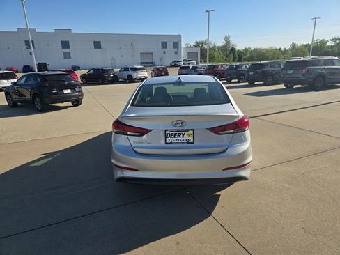 Used 2018 Hyundai Elantra SEL FWD image 6