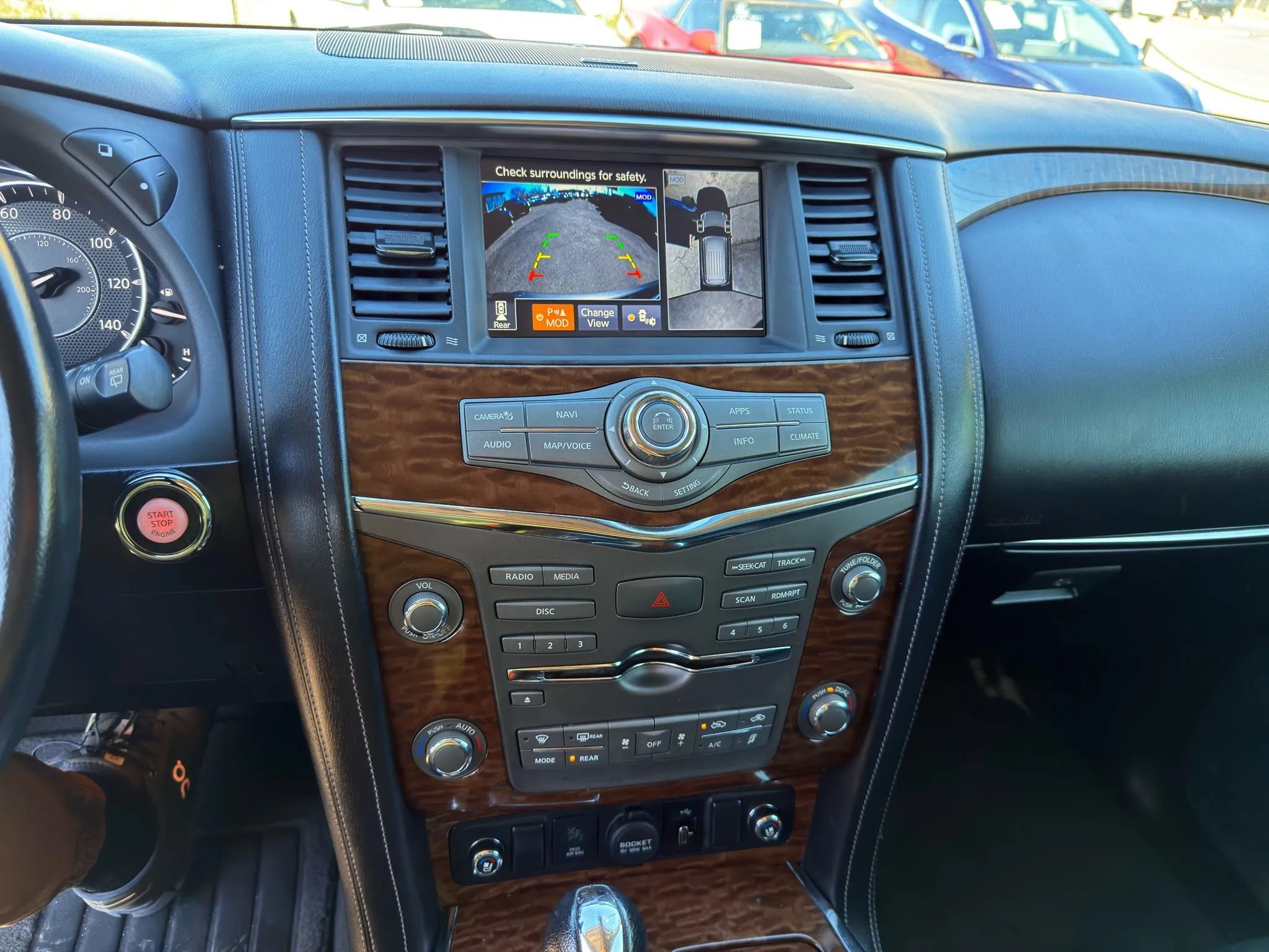 Used 2019 Nissan Armada Platinum w/ Captain's Chairs Package AWD/4WD image 31