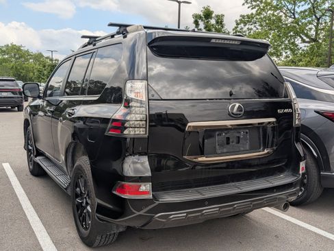 Certified 2023 Lexus GX 460 w/ Black Line Special Edition image 6