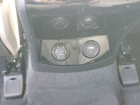 Certified 2023 Kia Sorento SX image 16