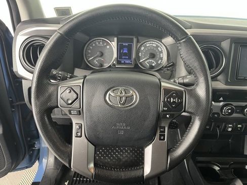 Used 2019 Toyota Tacoma SR5 image 12