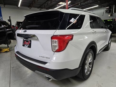 Used 2021 Ford Explorer Limited w/ Equipment Group 301A RWD image 5
