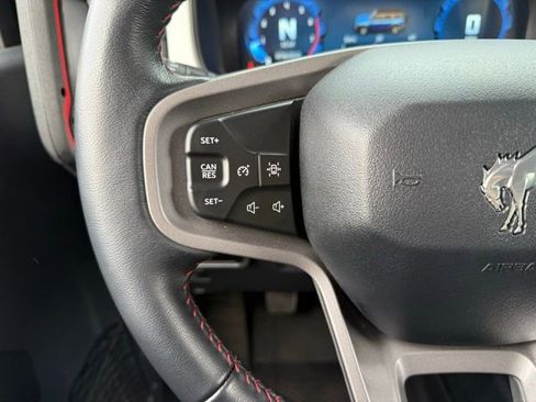 Certified 2025 Ford Bronco Heritage Edition image 20