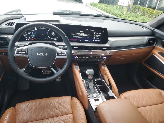 Certified 2025 Kia Telluride SX Prestige X-Line AWD/4WD image 12