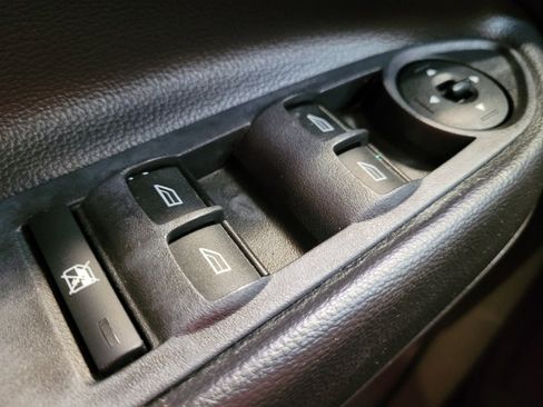 Used 2017 Ford Escape S FWD image 27