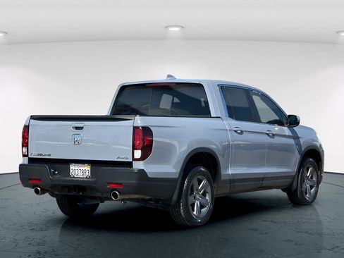 Certified 2023 Honda Ridgeline RTL image 6