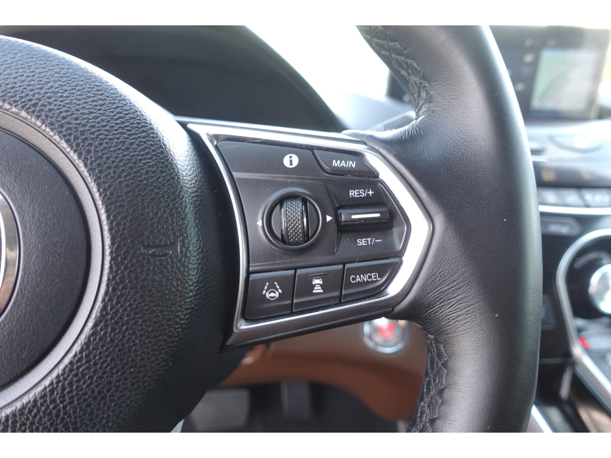 Used 2019 Acura RDX w/ Technology Package FWD image 18