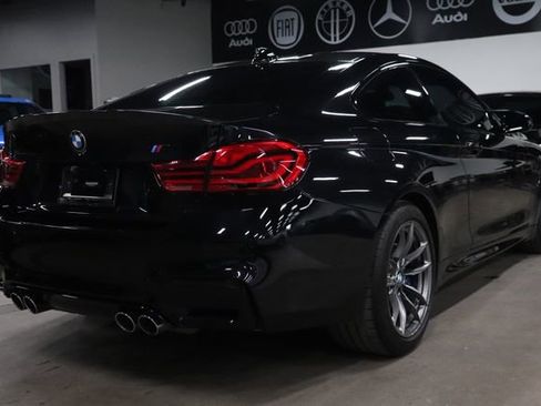 Used 2018 BMW M4 Coupe RWD image 5