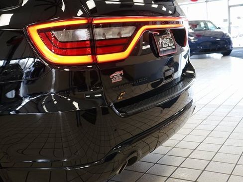 Used 2023 Dodge Durango R/T w/ Hemi Orange Plus Package image 17