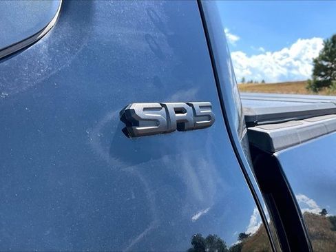 Used 2025 Toyota Tacoma SR5 AWD/4WD image 25