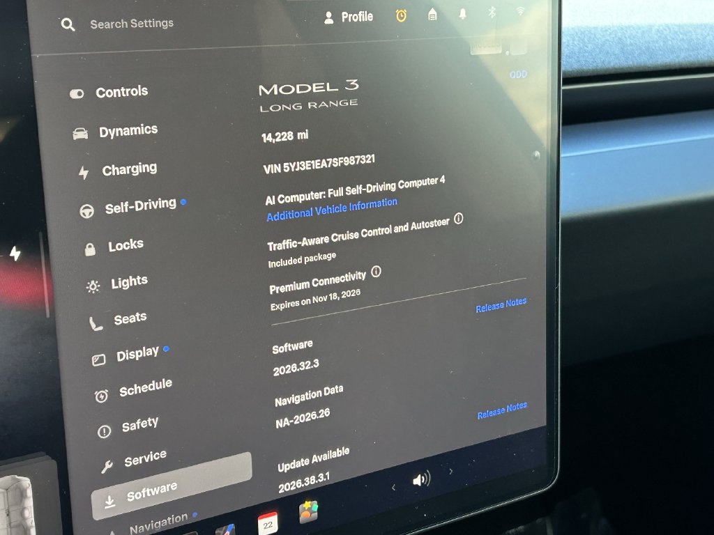 Used 2025 Tesla Model 3 Long Range RWD image 27