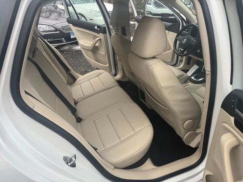 Used 2014 Volkswagen Jetta TDI image 23