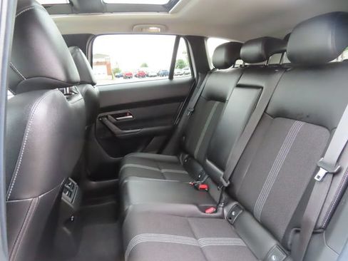 Used 2025 MAZDA CX-50 AWD 2.5 S w/ Premium Package image 22