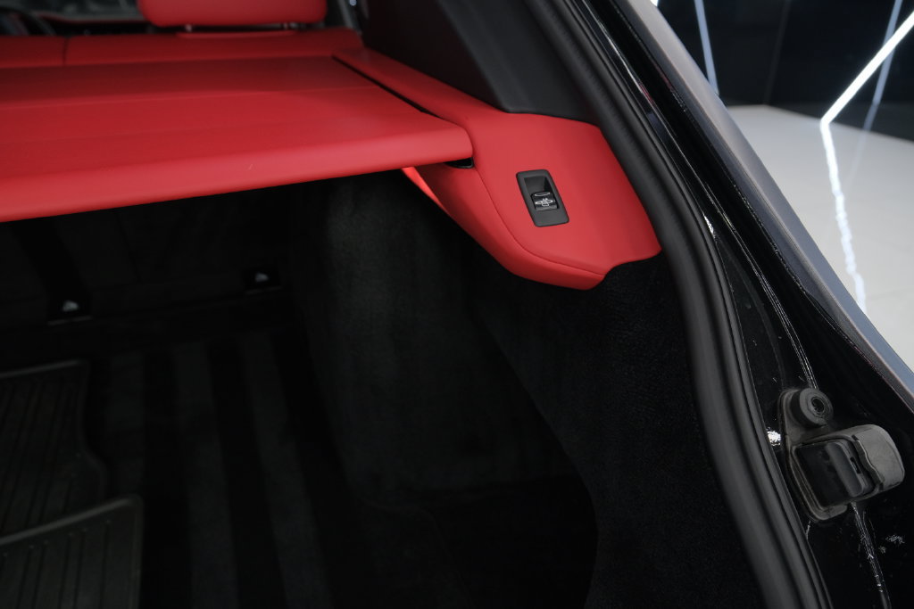 Used 2022 Rolls-Royce Cullinan AWD/4WD image 29
